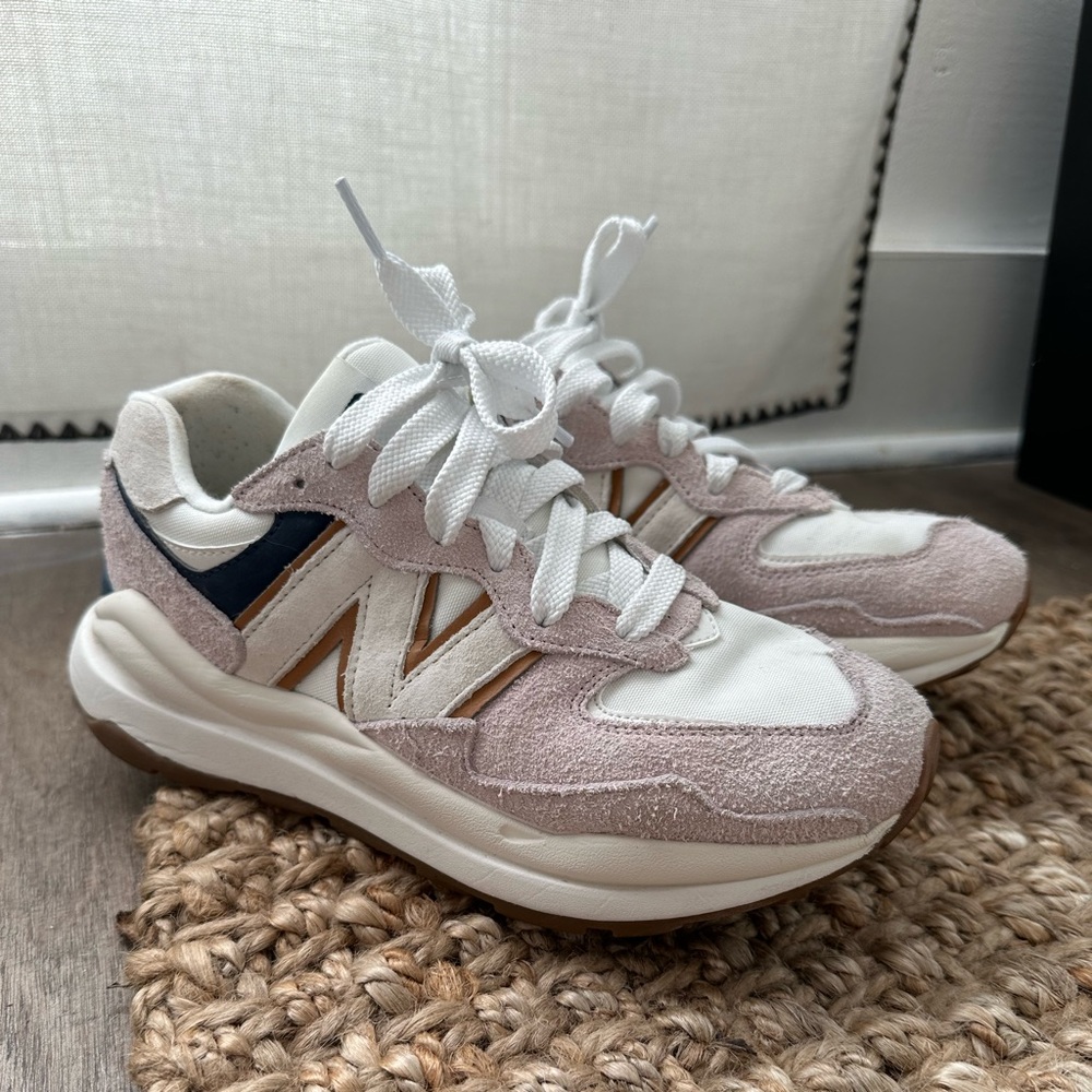 Women’s New Balance 57/40
